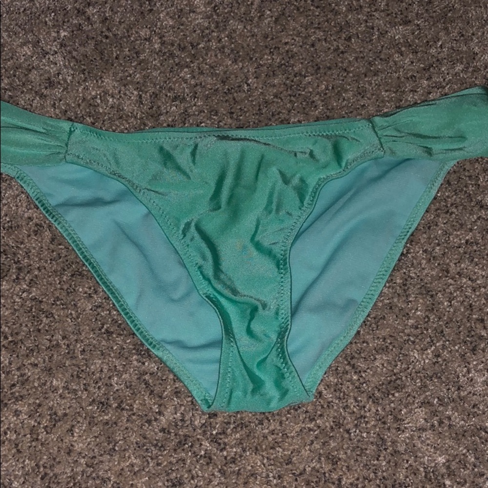 Bikini bottoms